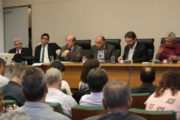 Distritais retiram nova previdência do GDF